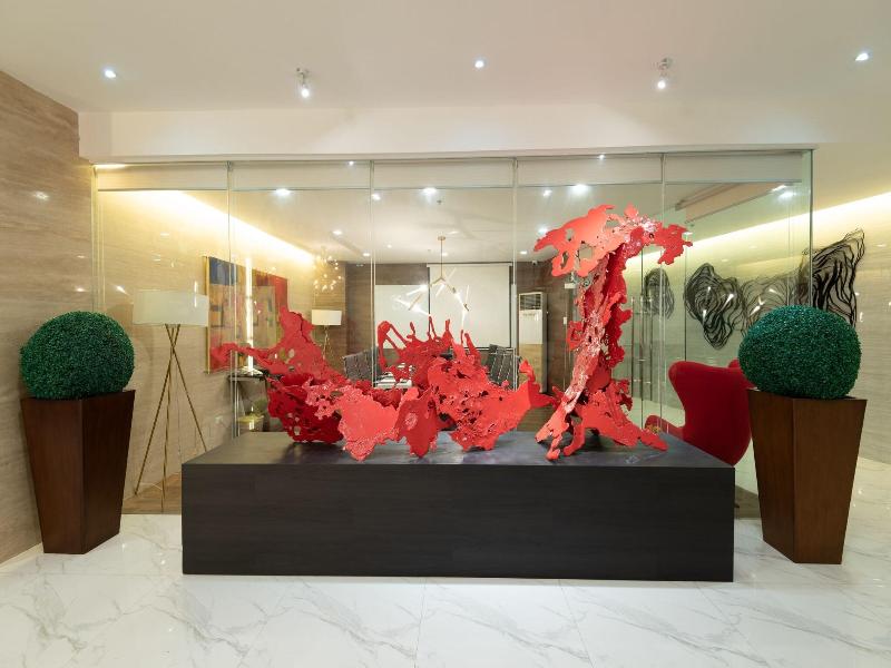 Lenox Hotel
