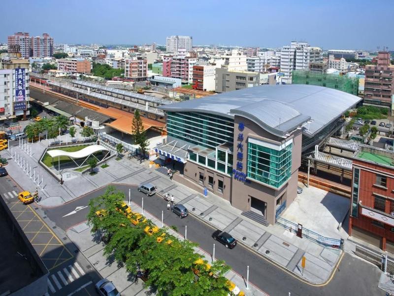 Metro Hotel image