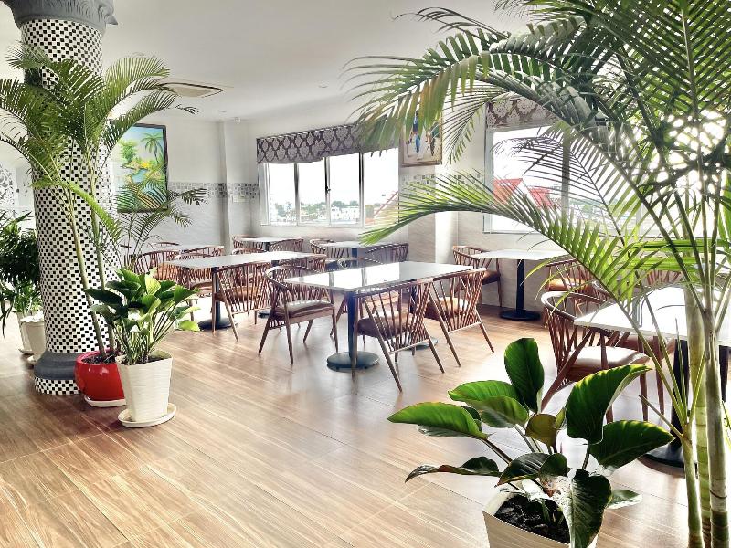 Long Bao Chau Hotel image