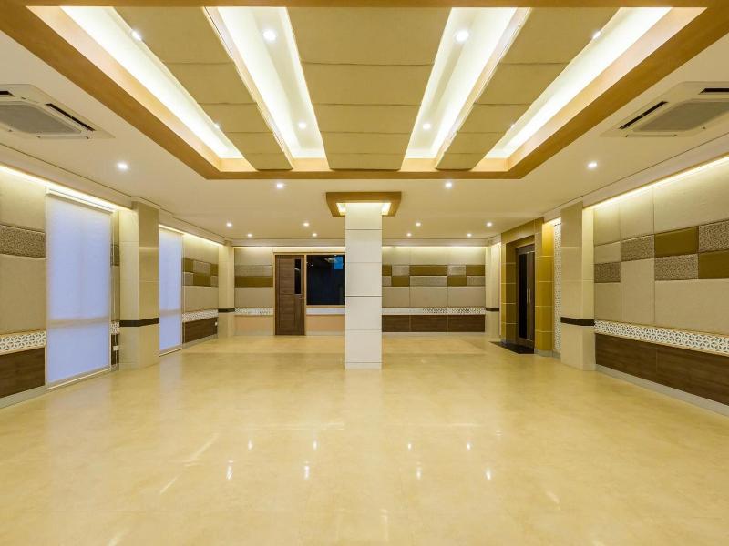 V HOTEL UBON RATCHATHANI