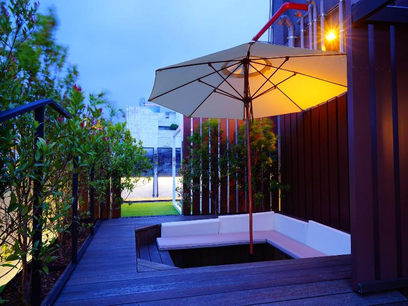 3 Door Hotel image