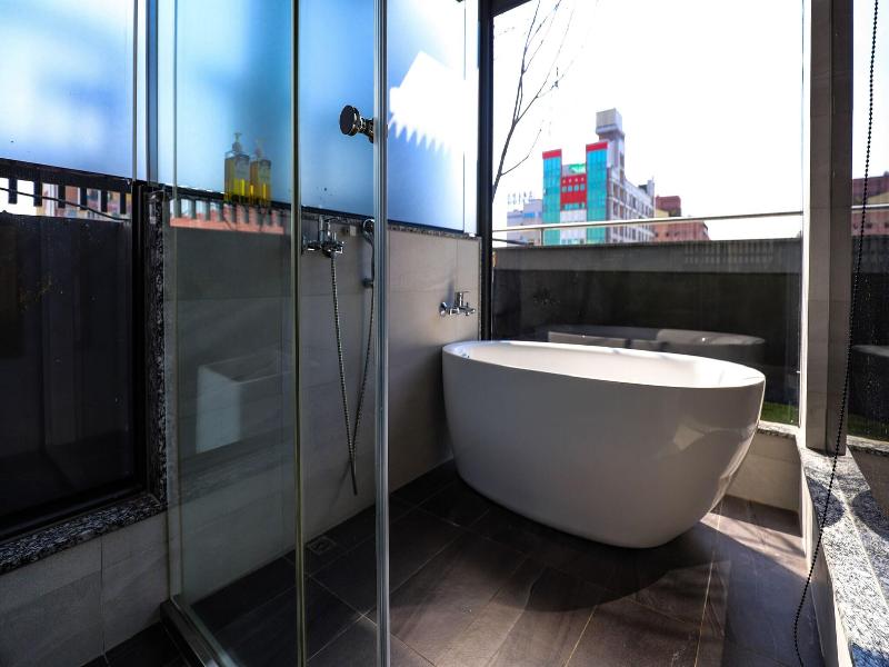 BeerHotel image