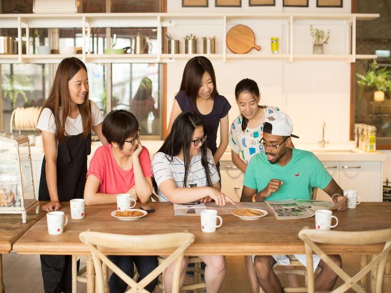 LIGHT HOSTEL TAINAN image