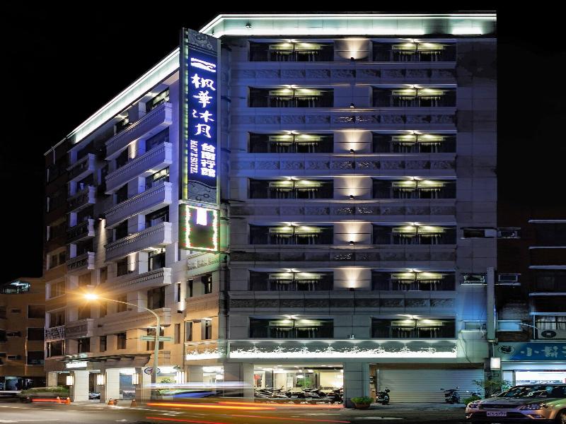 Maple Hotel image