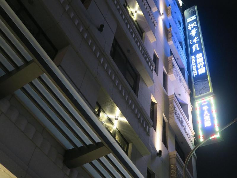 Maple Hotel image