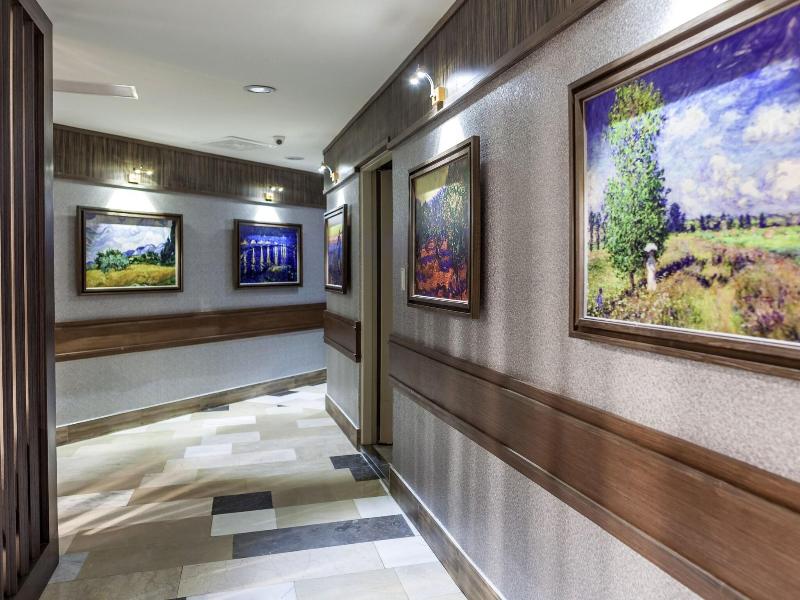 Maple Hotel image