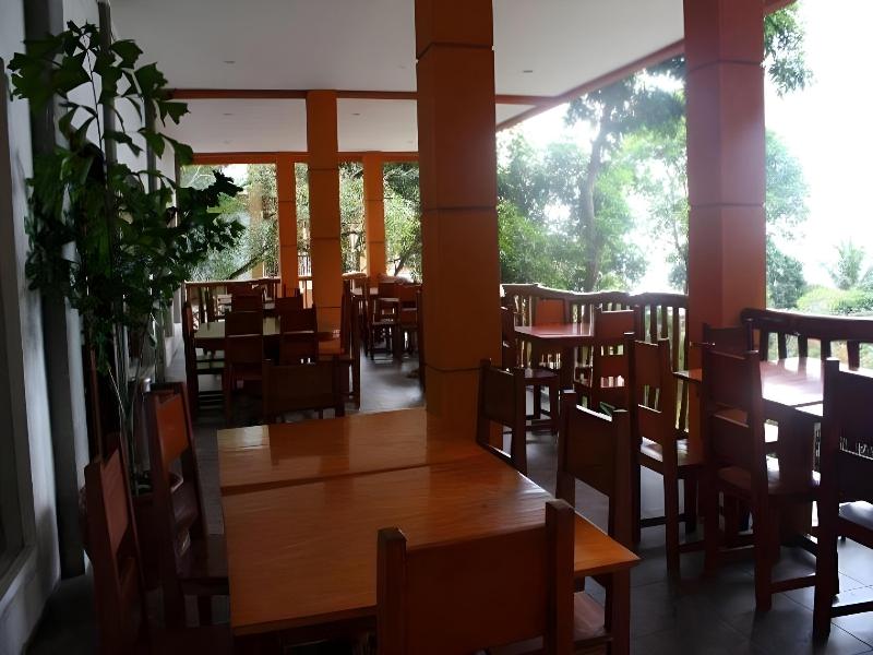 Tamaraw Beach Resort image