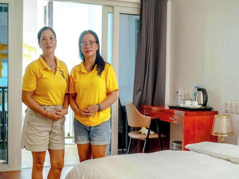 Montani Beach Resort image
