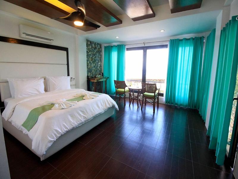 Manarra Sea View Resort image