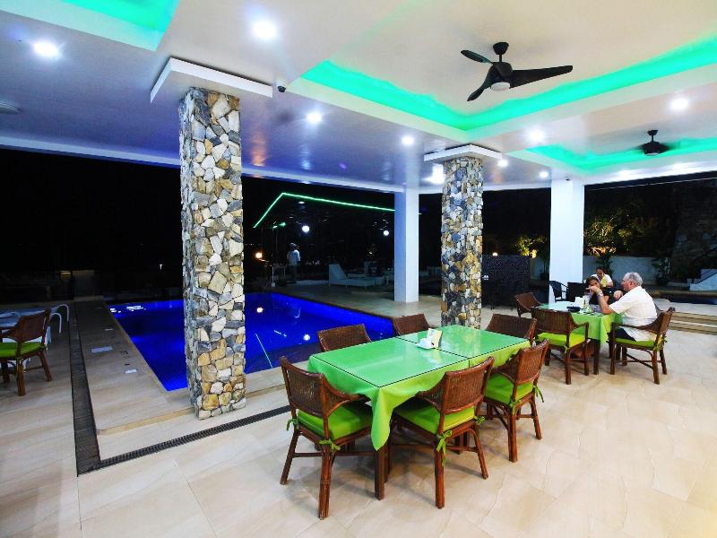 Manarra Sea View Resort image