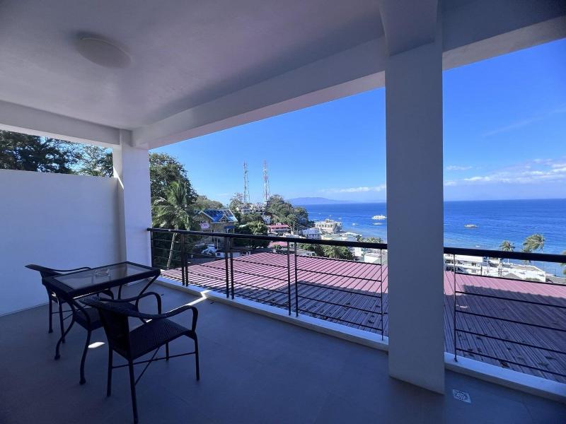 Manarra Sea View Resort image