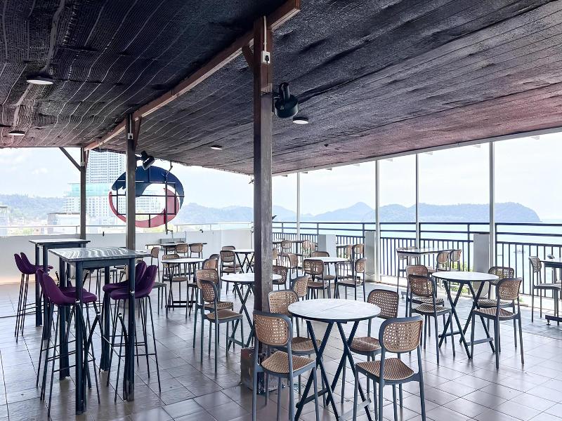 Royal Agate Beach Resort