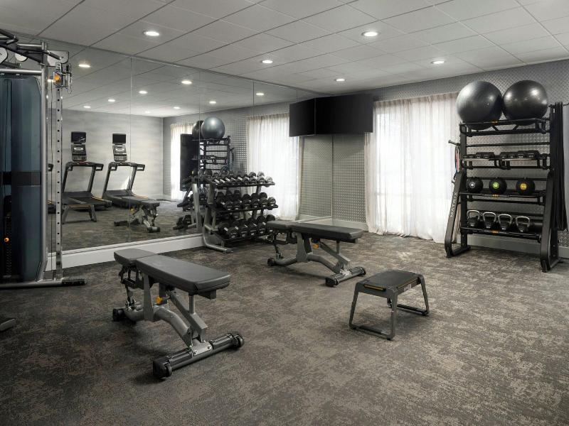 Fairfield Inn Suites Newark Liberty International image