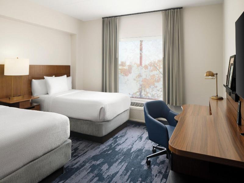 Fairfield Inn Suites Newark Liberty International image