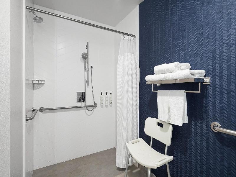 Fairfield Inn Suites Newark Liberty International image