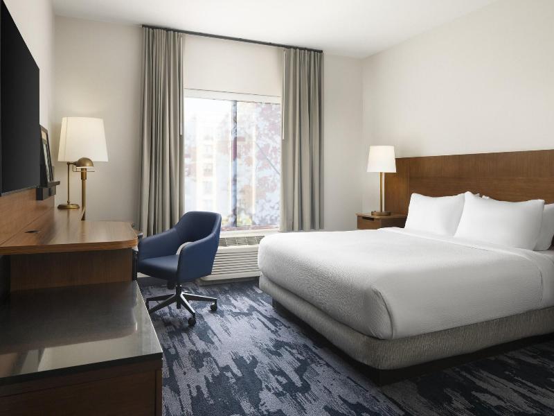 Fairfield Inn Suites Newark Liberty International image