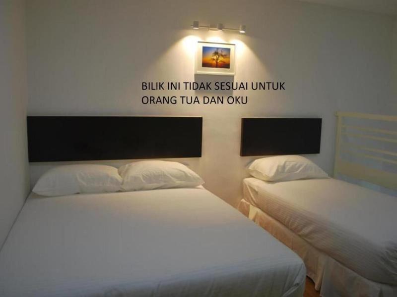 Apple Inn Hotel image