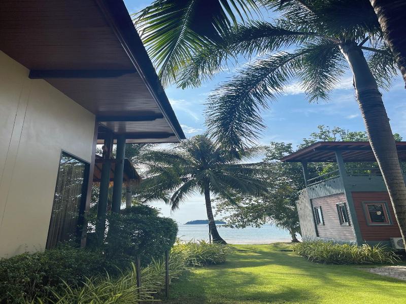 Kai Bae Beach Resort Koh Chang image