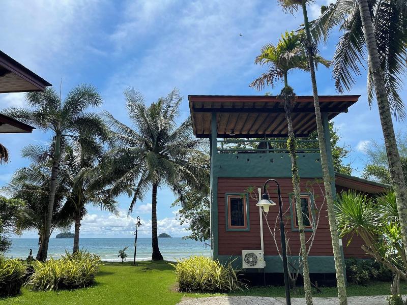 Kai Bae Beach Resort Koh Chang image