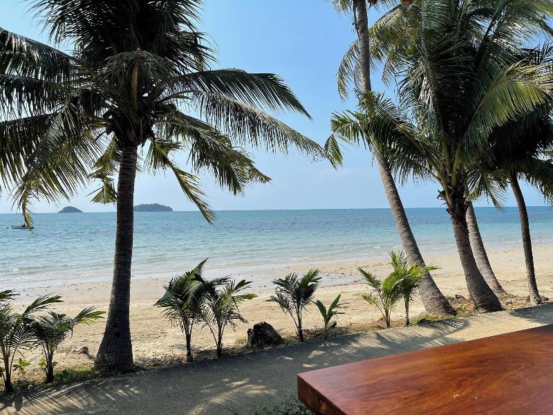 Kai Bae Beach Resort Koh Chang image