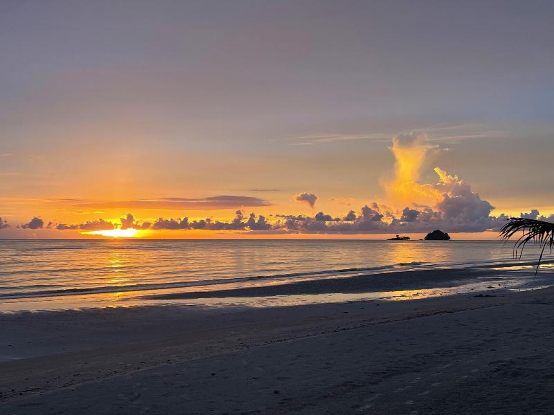 Kai Bae Beach Resort Koh Chang image
