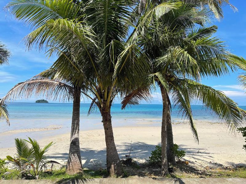 Kai Bae Beach Resort Koh Chang image