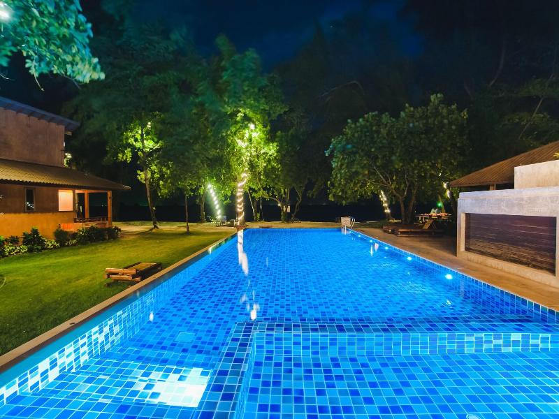 Flora I Talay Resort image