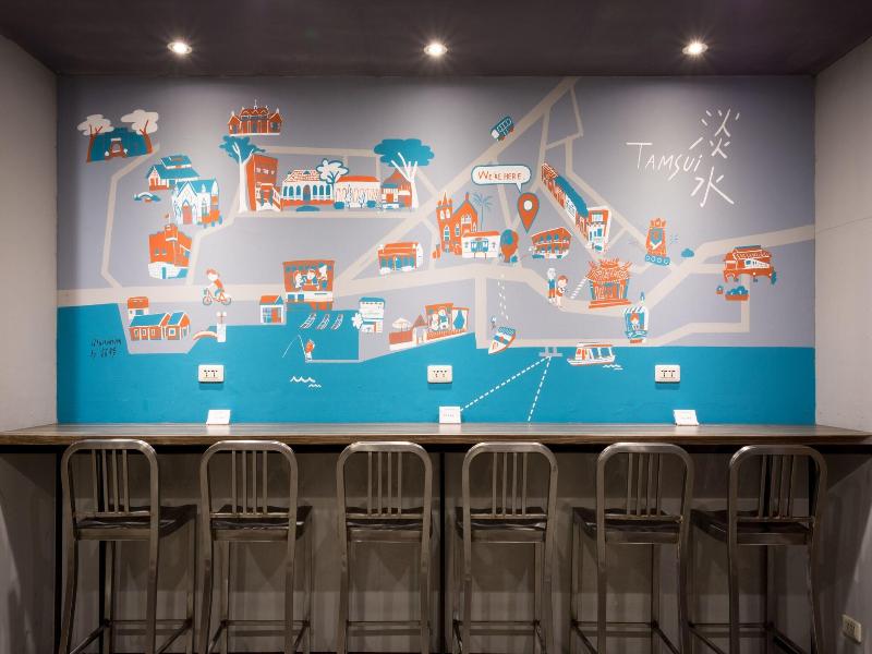 Taipei Travelers International Hostel image
