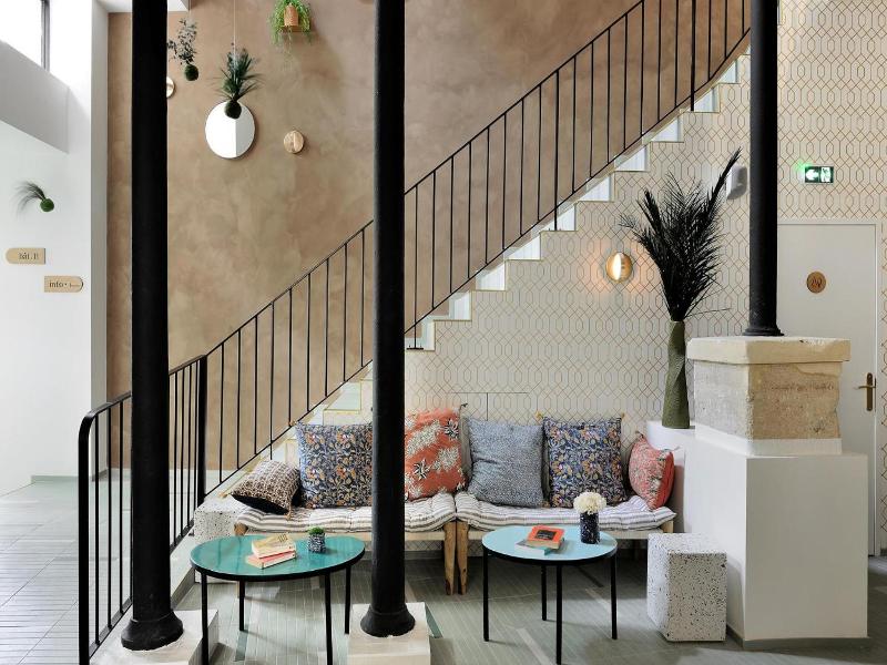 Caulaincourt Square Boutique Hostel image