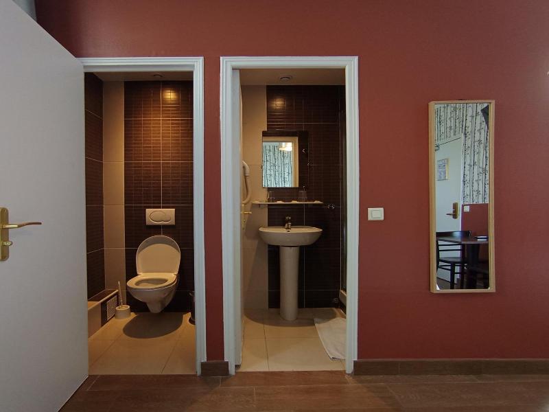 Caulaincourt Square Boutique Hostel image