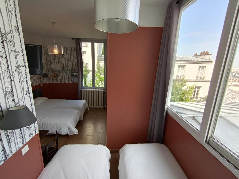 Caulaincourt Square Boutique Hostel image