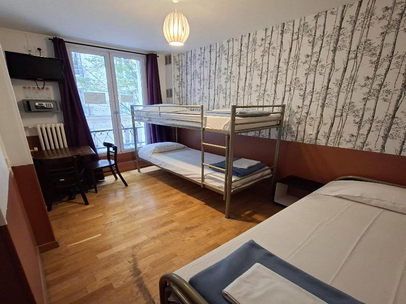 Caulaincourt Square Boutique Hostel image