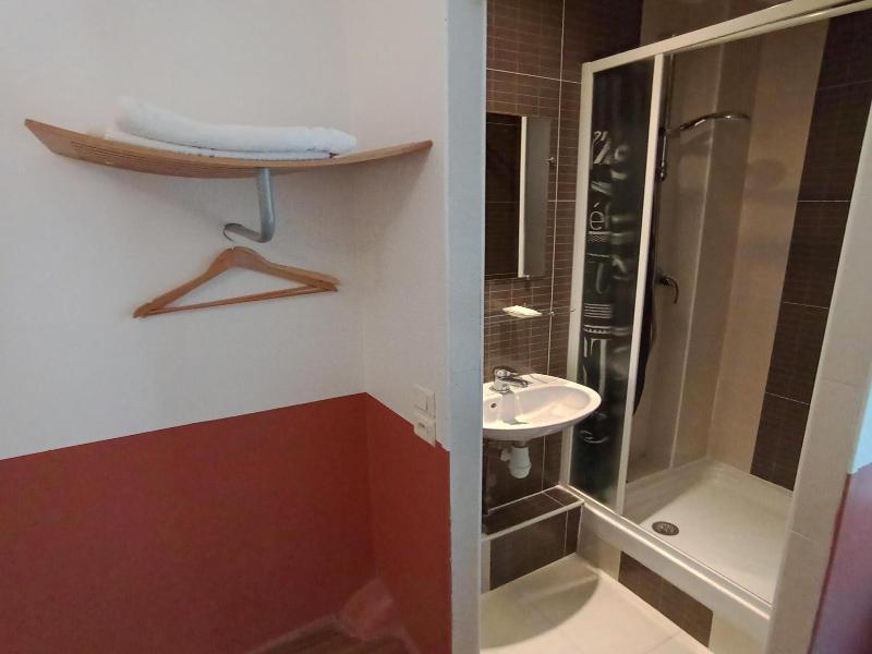 Caulaincourt Square Boutique Hostel image