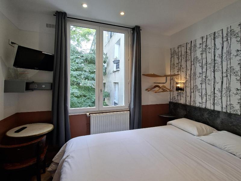 Caulaincourt Square Boutique Hostel image