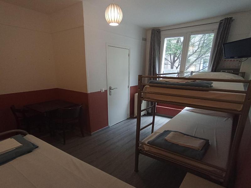 Caulaincourt Square Boutique Hostel image