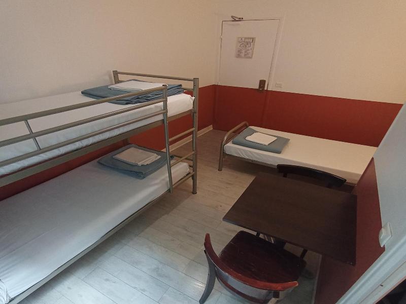 Caulaincourt Square Boutique Hostel image