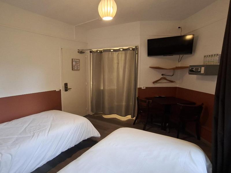 Caulaincourt Square Boutique Hostel image