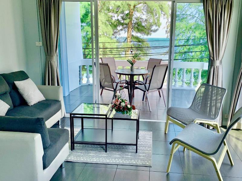 THE BEACH CHA AM GUEST HOUSE image