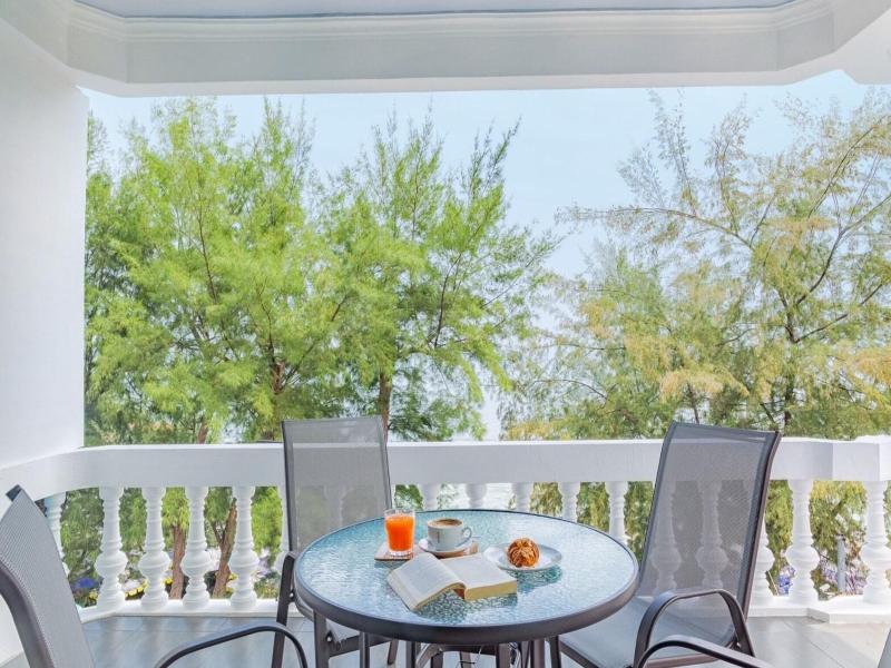 THE BEACH CHA AM GUEST HOUSE image