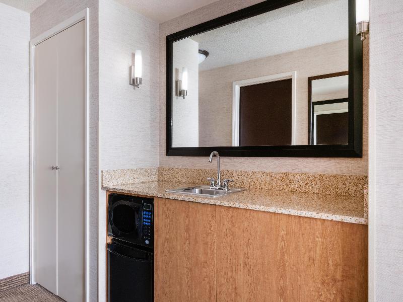 Eastgate Hotel, Bw Signature Collection image