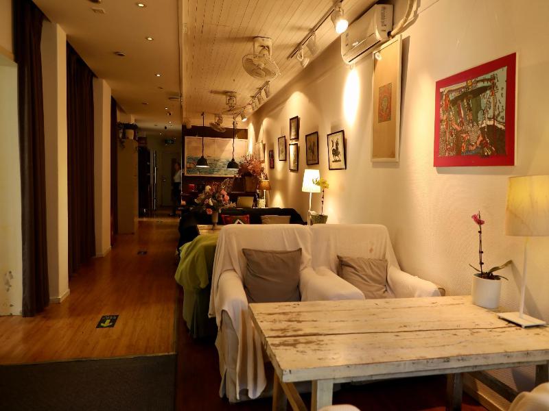 Peking International Youth Hostel image