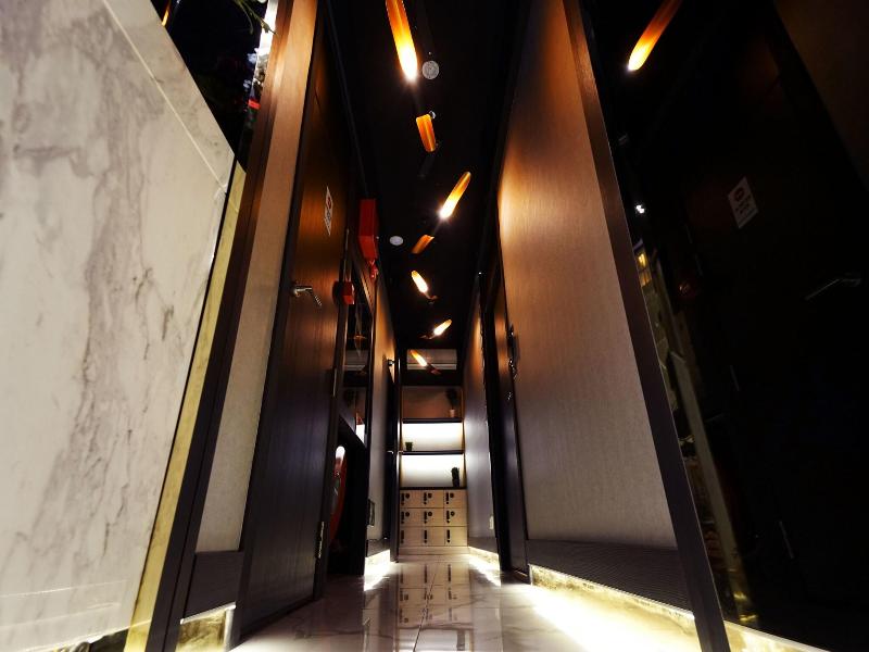 Cube Boutique Capsule Hotel @ Kampong Glam image
