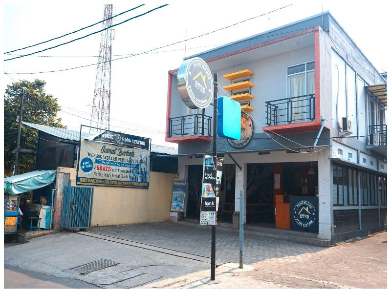 Budi House Food Station