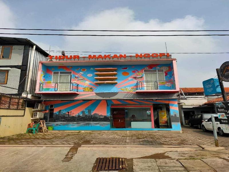 Budi House Food Station
