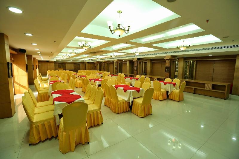 Pattom Royal Hotel image