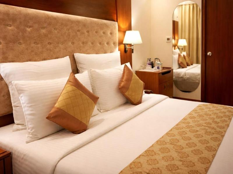 Saj Lucia Hotel image