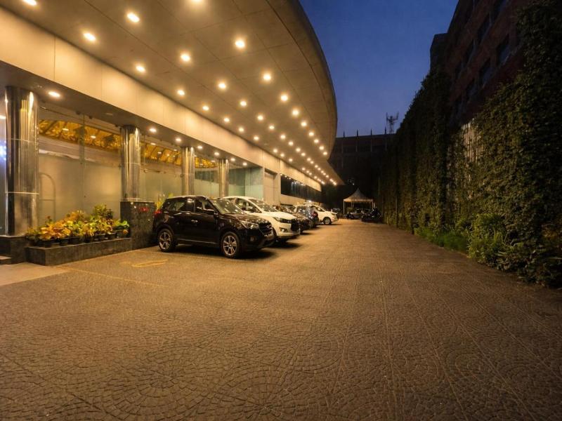 Saj Lucia Hotel image