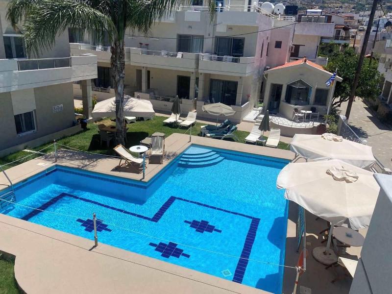 Sirena Apartments image