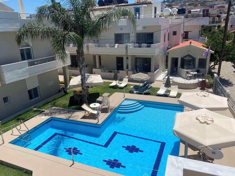 Sirena Apartments image