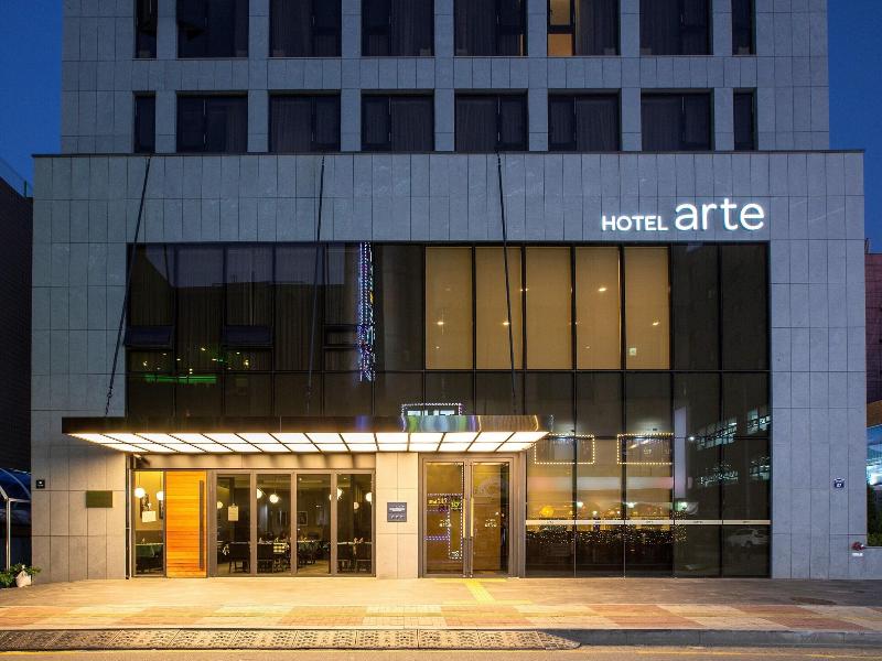 Hotel Arte image